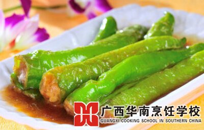 尖椒酿肉的家常做法
